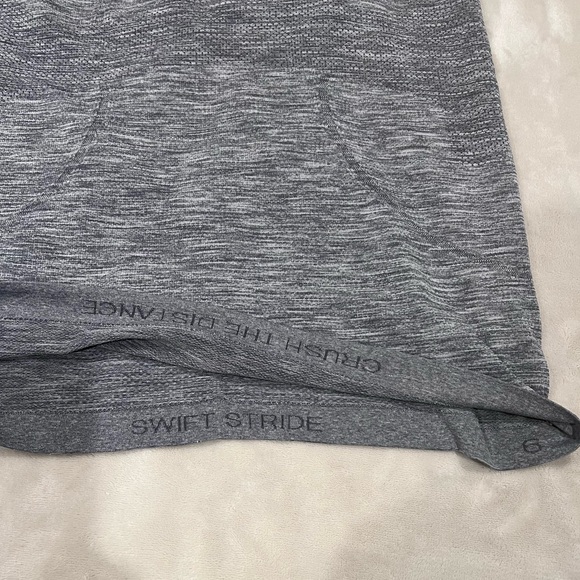 Lululemon Swiftly tech tank - Picture 3 of 4